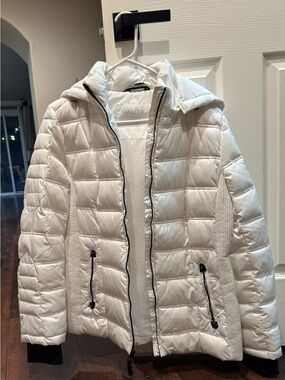 Nautica White Quilted Hooded Puffer Jacket with Black Trim